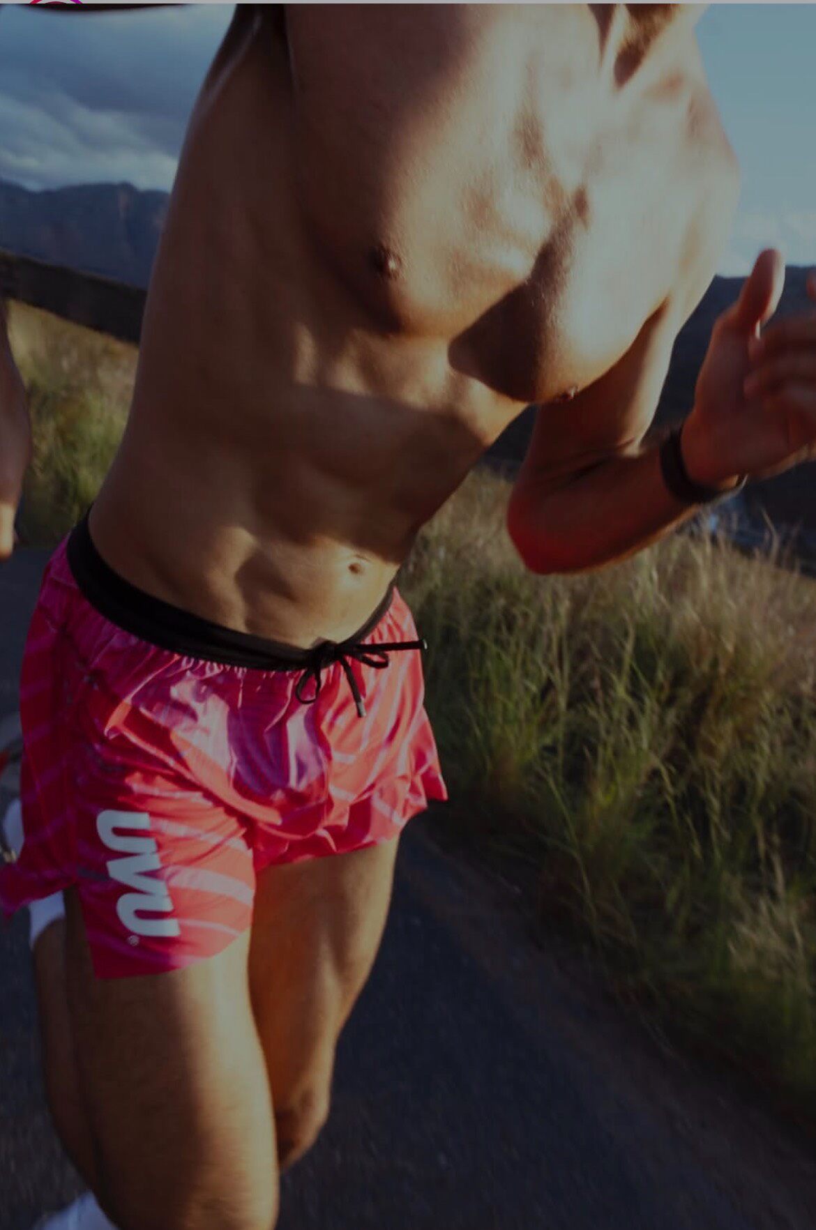 UVU ハーフタイト 2.0 レッドリップル ランニングショ - Cycling Bib Shorts のレビューと価格